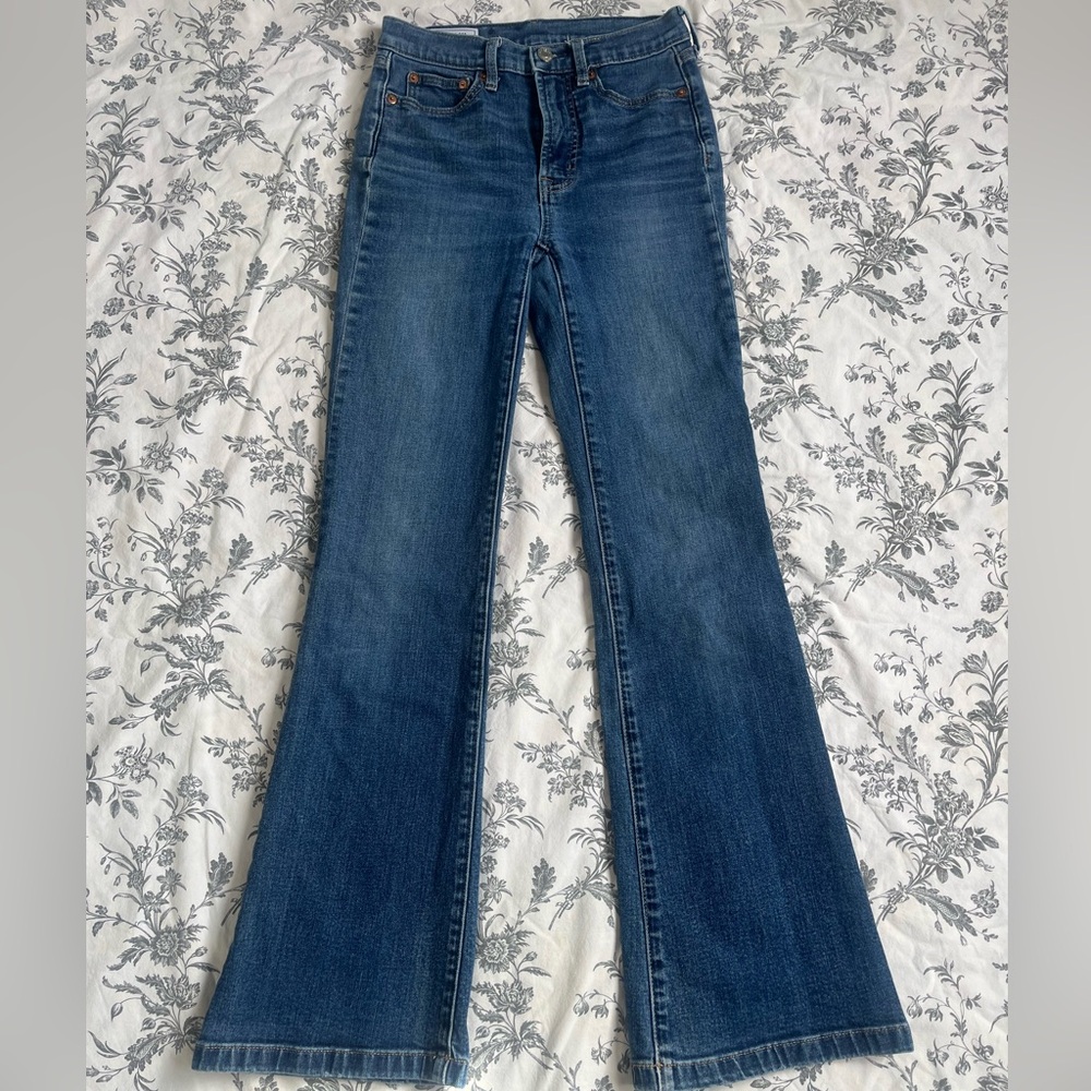 Gap Flare High Rise Jeans